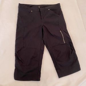 Athleta Black Crop Pant
